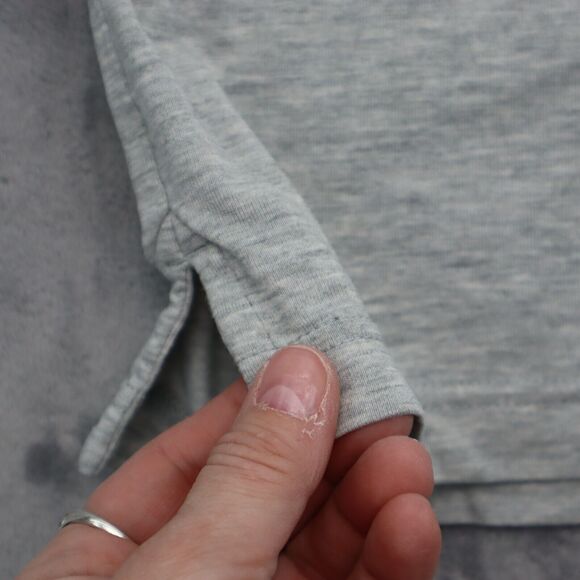 Travis Mathew Shirt Mens M Gray Short Sleeve Button Embroidered Logo Knit Polo - Picture 14 of 16